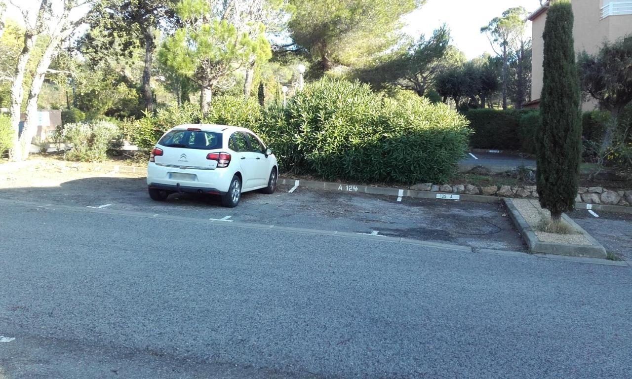 Appartement Vue Mer Piscines Parking Les Coraux Agay Plage Saint-Raphaël 외부 사진